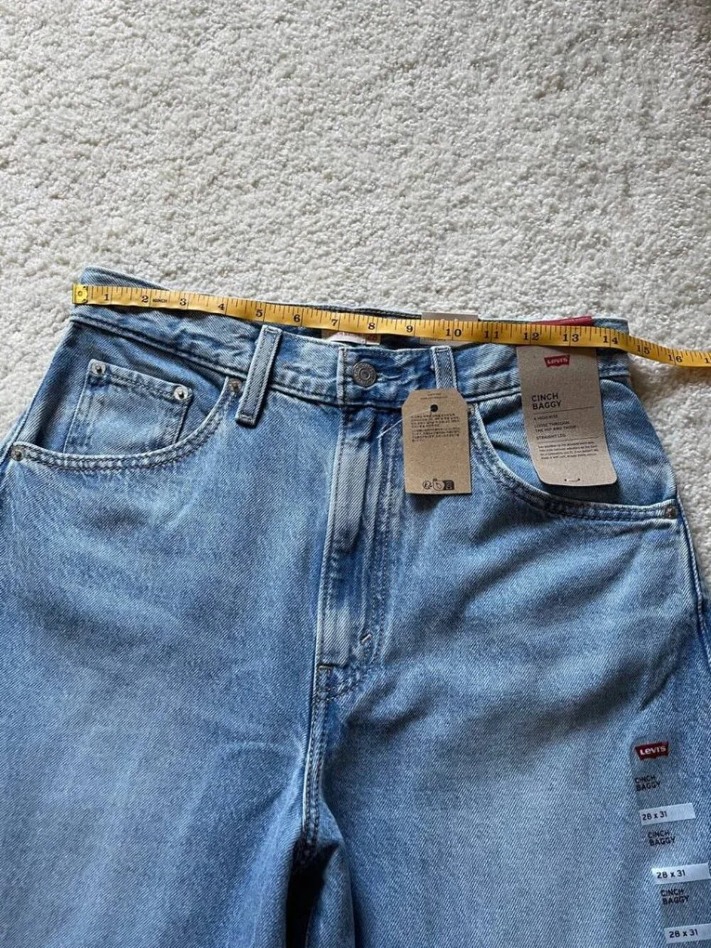 NWT Levi's Cinch Baggy High Rise Women's Jeans Size 28/31 - Picture 8 of 13